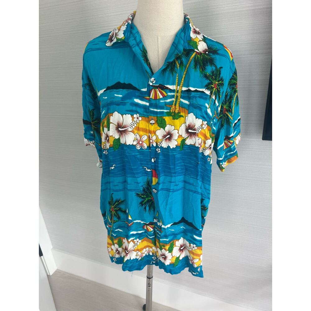 Vintage Hawaiian Shirt. Size XXL